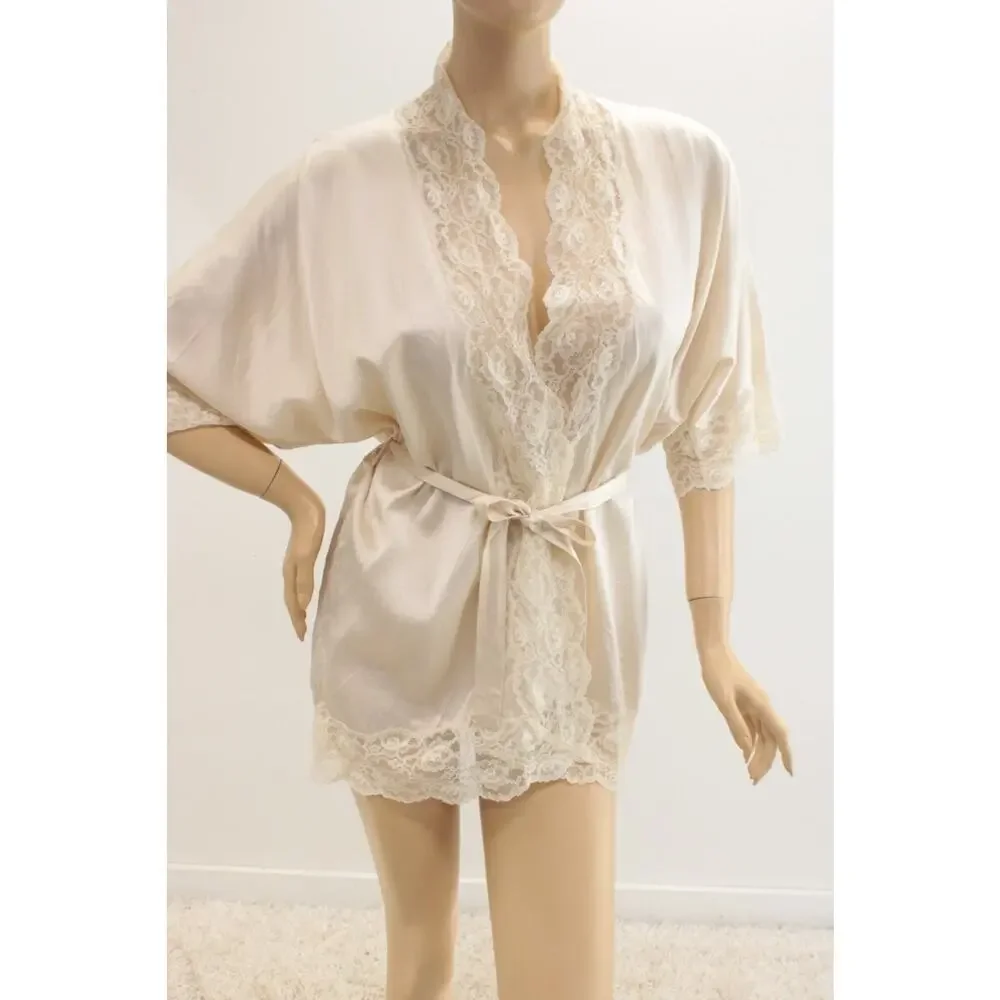 Lace-Trim Short Robe in Cream - Lightweight Tie-Waist Kimono